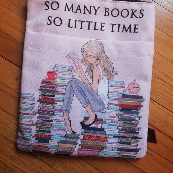 Book Lovers Zipper Pouch - Picture 5 of 6